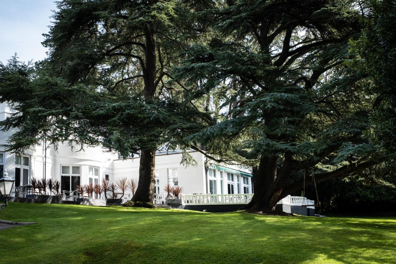 Manor Parc Hotel Кардифф Экстерьер фото