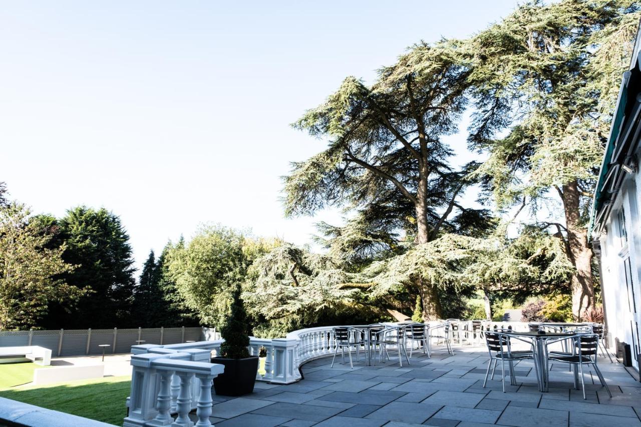 Manor Parc Hotel Кардифф Экстерьер фото