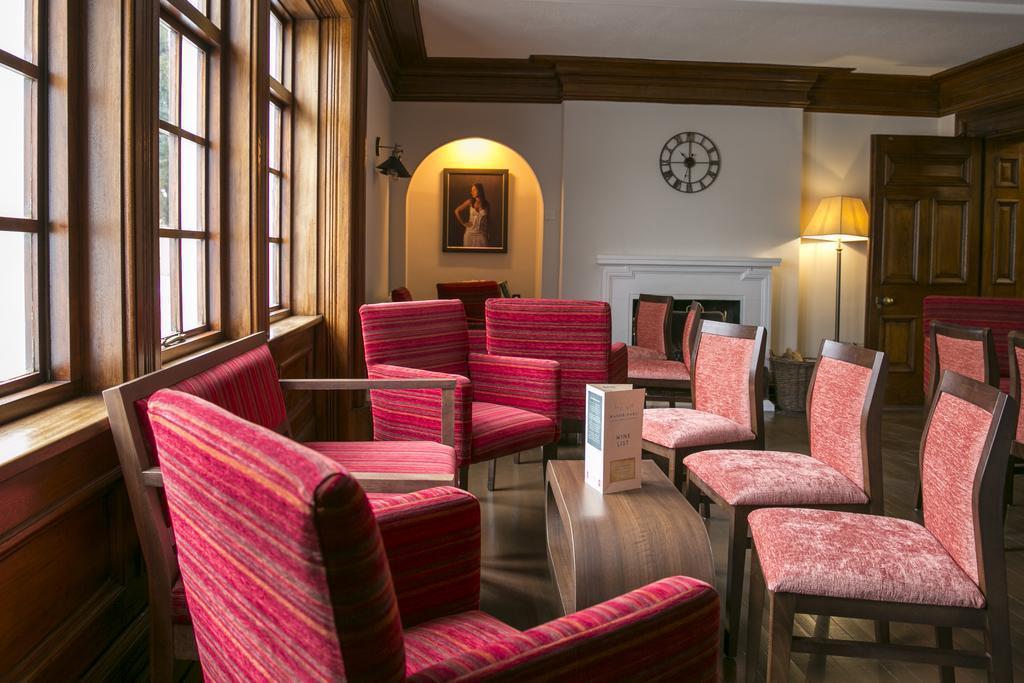Manor Parc Hotel Кардифф Экстерьер фото