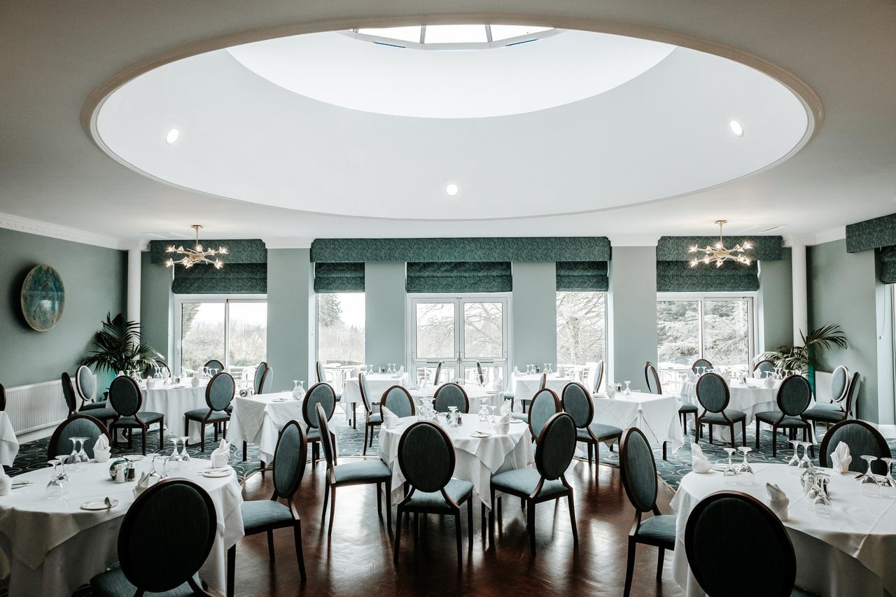 Manor Parc Hotel Кардифф Экстерьер фото