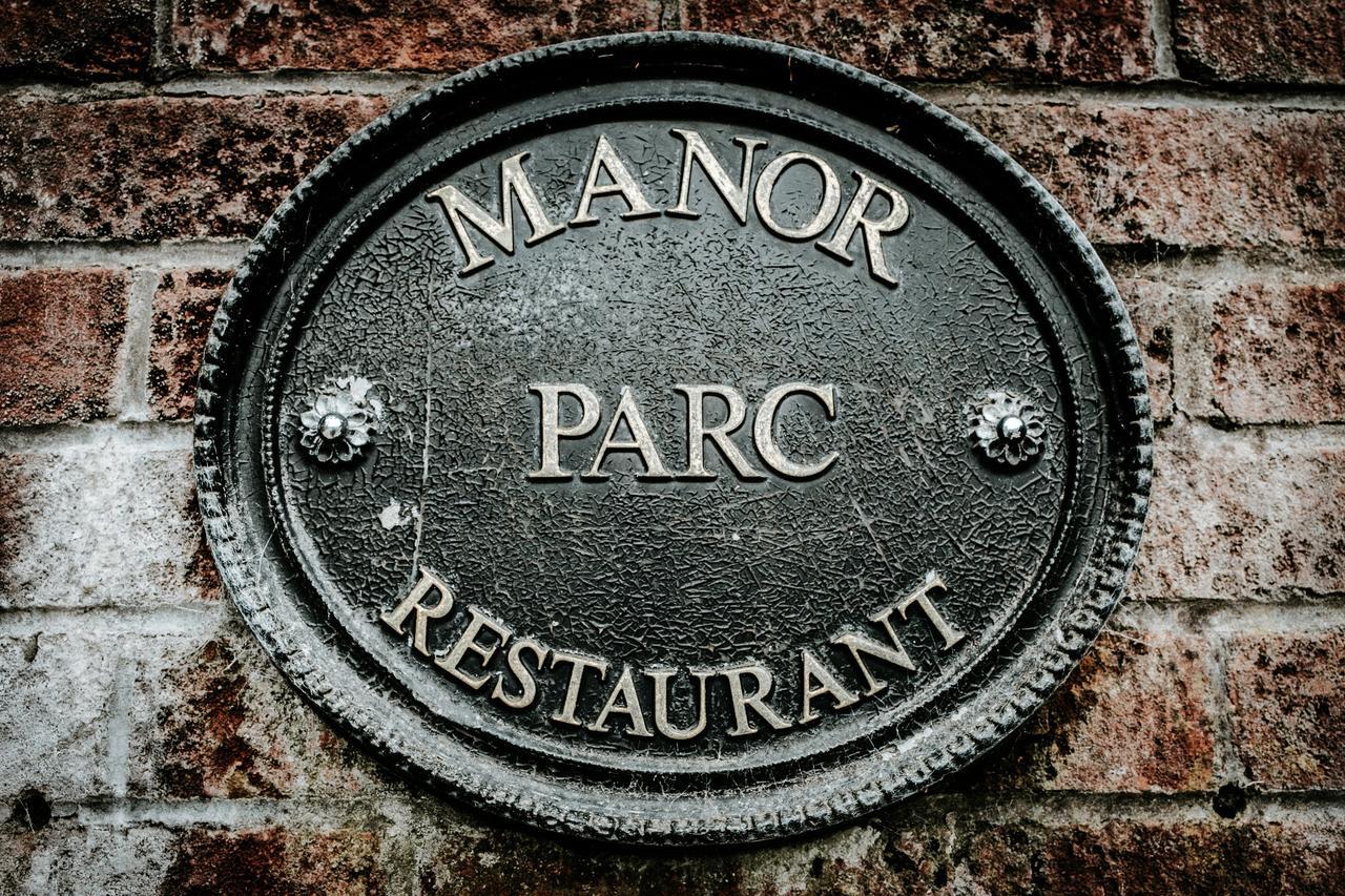 Manor Parc Hotel Кардифф Экстерьер фото